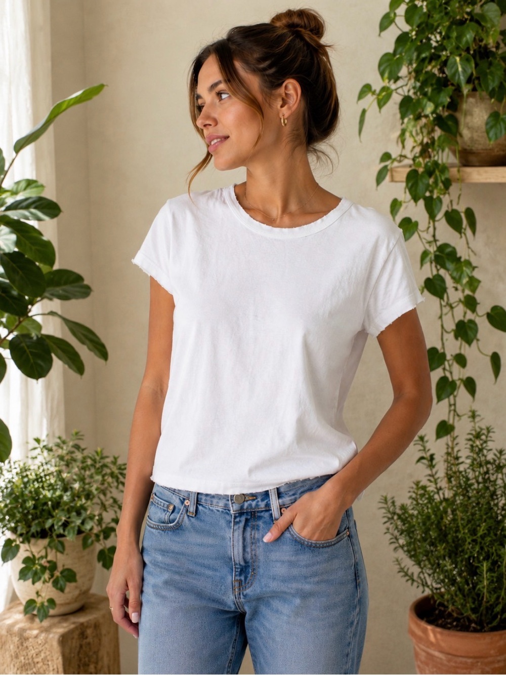 AMO White Short Sleeve Crewneck Tee